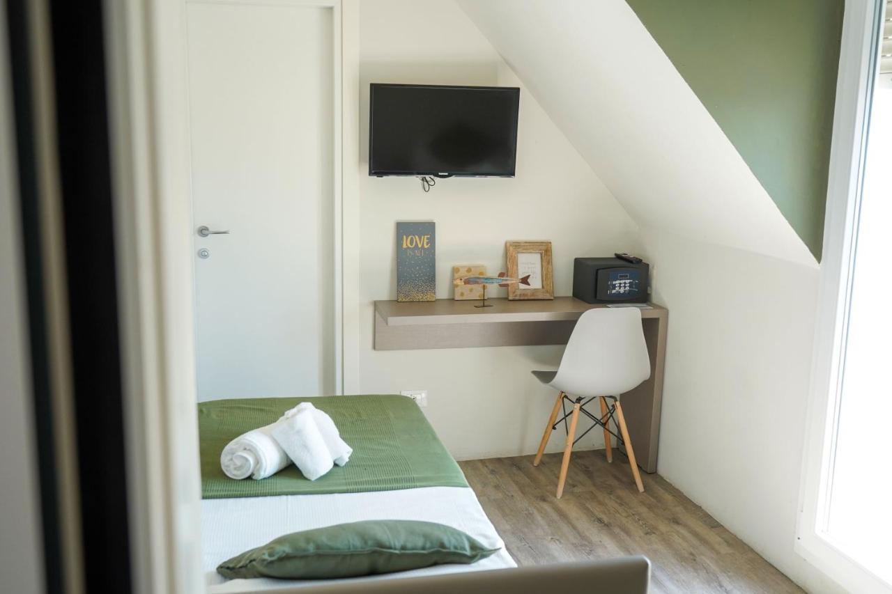Hotel Rex Gabicce Mare Bagian luar foto