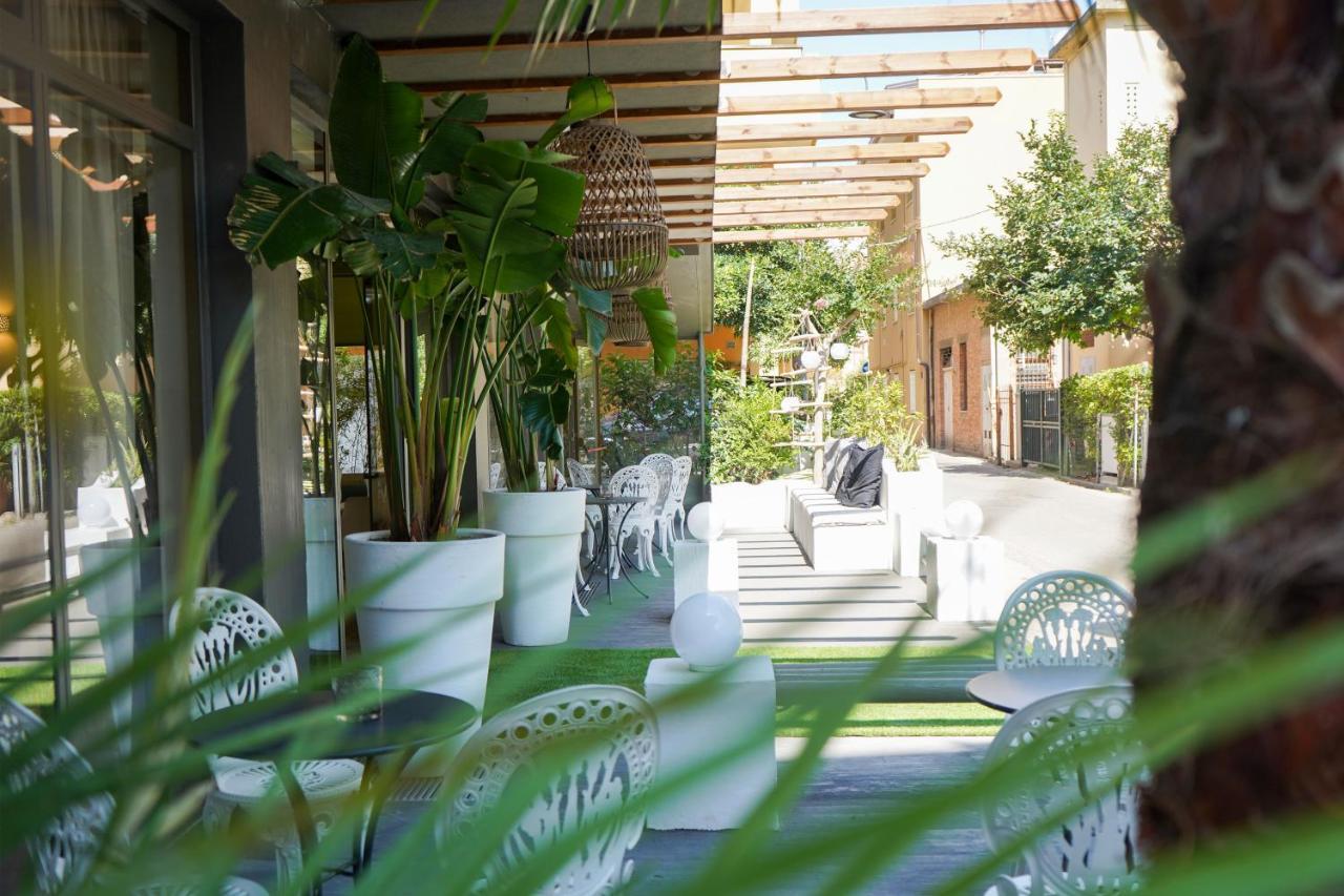 Hotel Rex Gabicce Mare Bagian luar foto