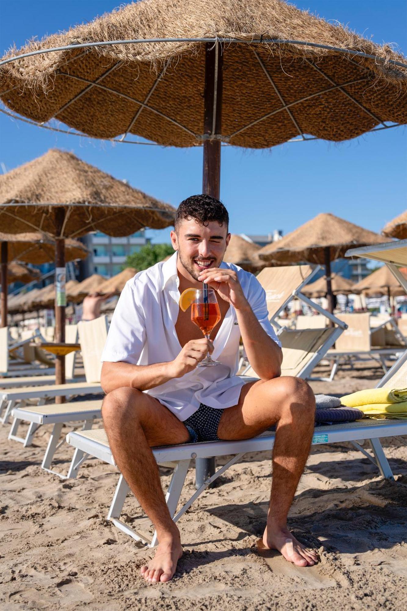 Hotel Rex Gabicce Mare Bagian luar foto